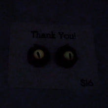 Load image into Gallery viewer, Dragon studs
